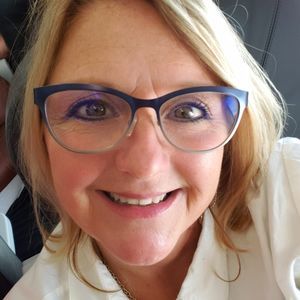 Meet your Posher, Tina